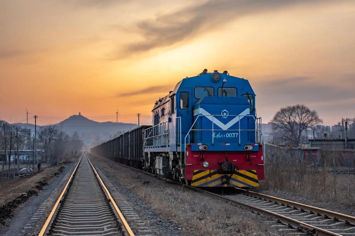Custom Rail Train Casting & Forging Metal Parts
