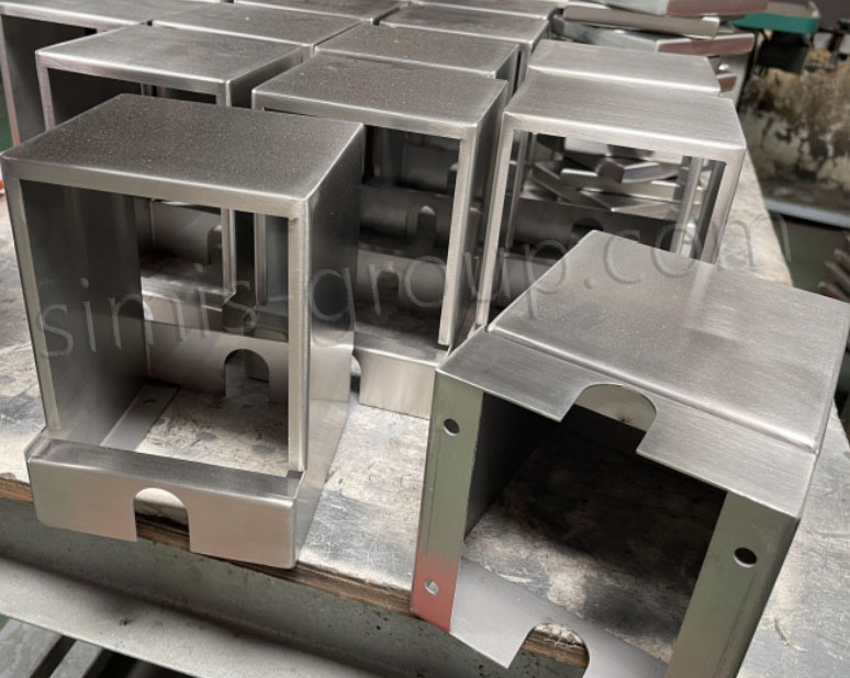 Custom Stamping Galvanized Steel Enclosures