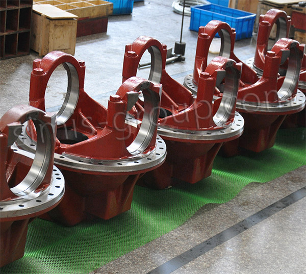 Large mining machinery steel Axle Housings
